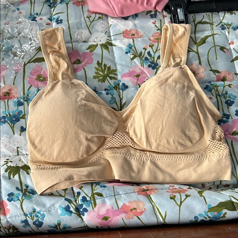 Women's Cream  Bra